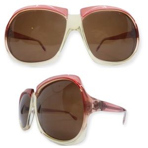 1970’s Large Oversized Mod Look Sunglasses in Pink & Clear